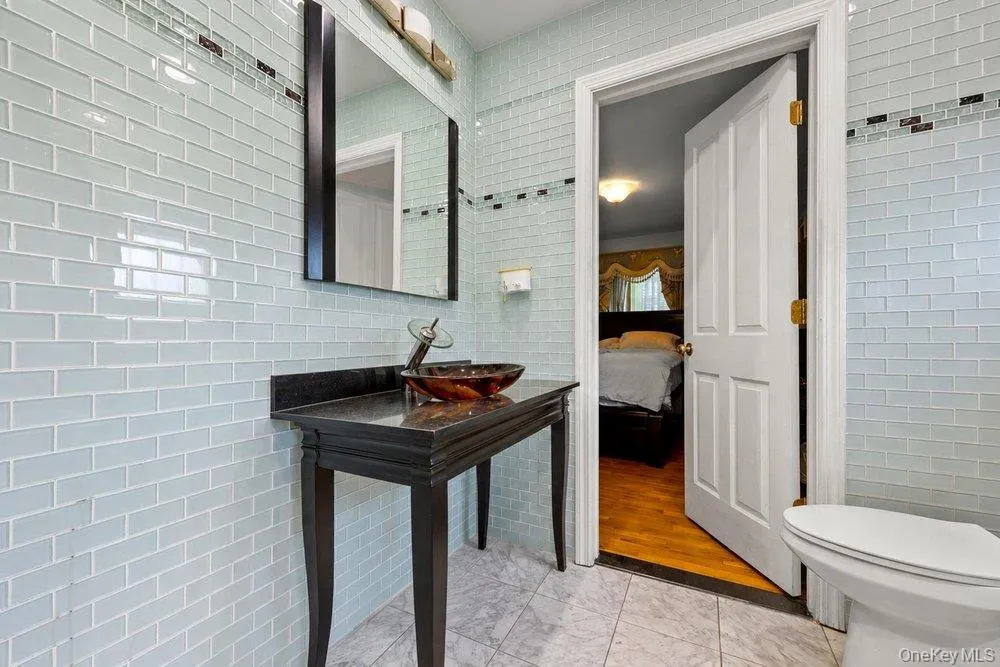 Address Not Shown Rosedale, NY 11422