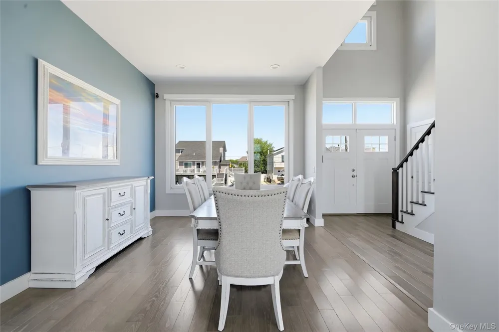 298 W Lido Promenade Lindenhurst, NY 11757