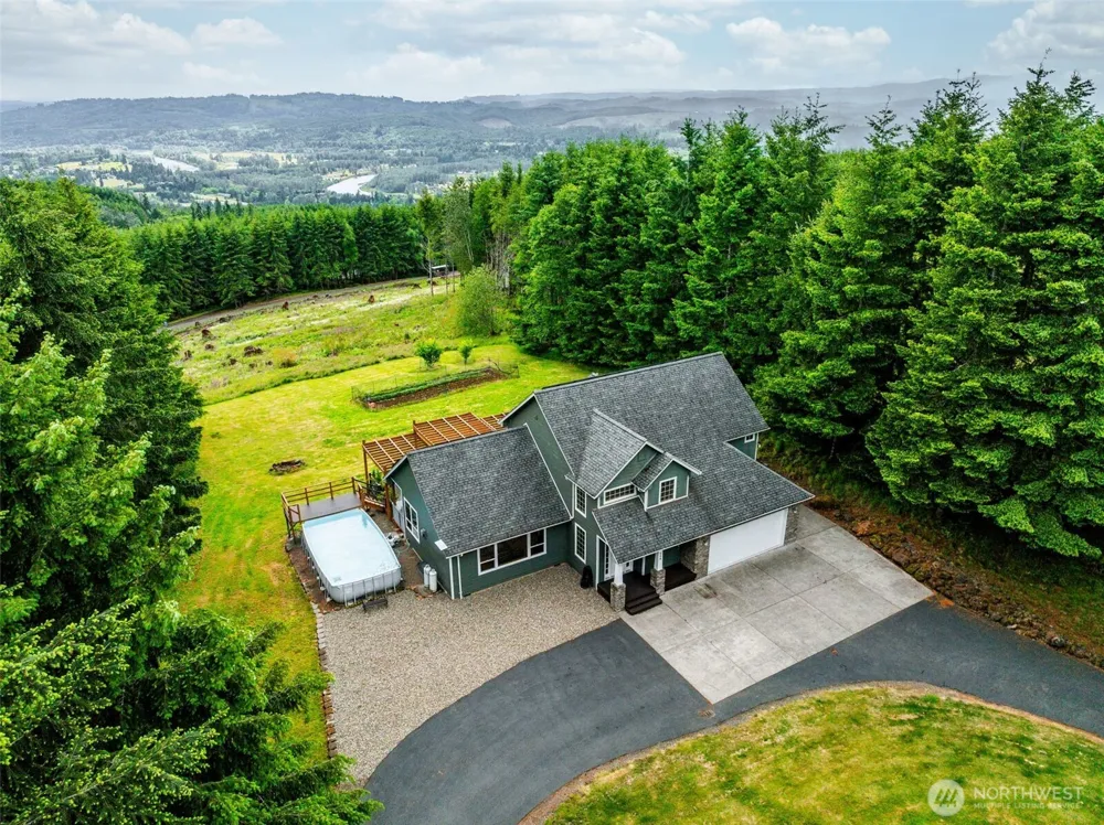 966 Lookout Road Castle Rock, WA 98611