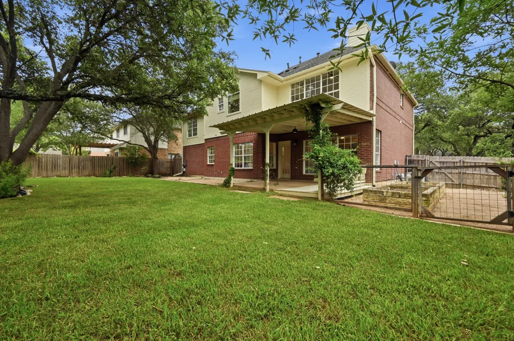 4030 Shavano Drive Austin, TX 78749