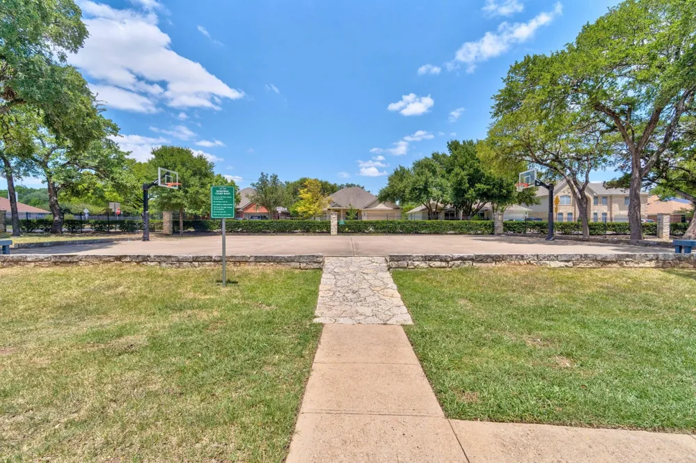 4030 Shavano Drive Austin, TX 78749