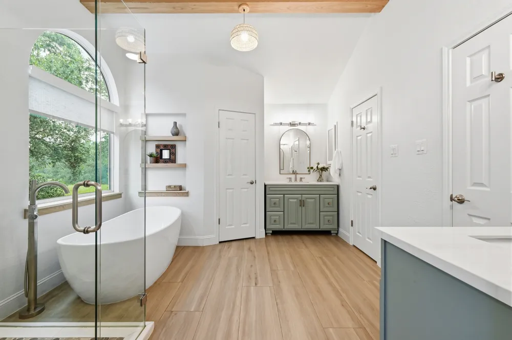 4030 Shavano Drive Austin, TX 78749