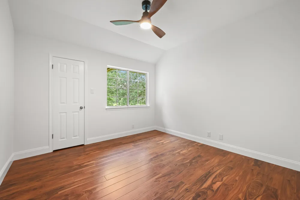 4030 Shavano Drive Austin, TX 78749