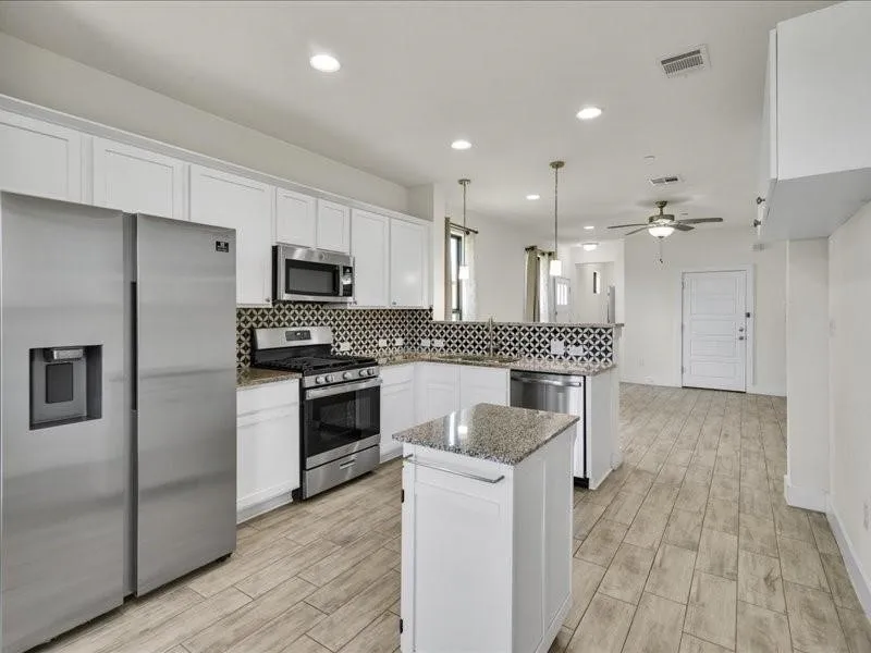 12405 Maypole Bend #1203 Austin, TX 78717