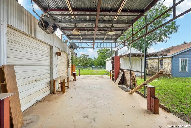 4229 & 4225 Mansion Von Ormy, TX 78073