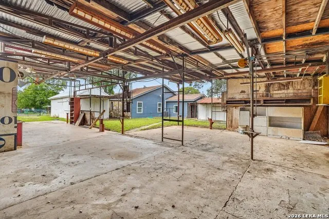 4229 & 4225 Mansion Von Ormy, TX 78073