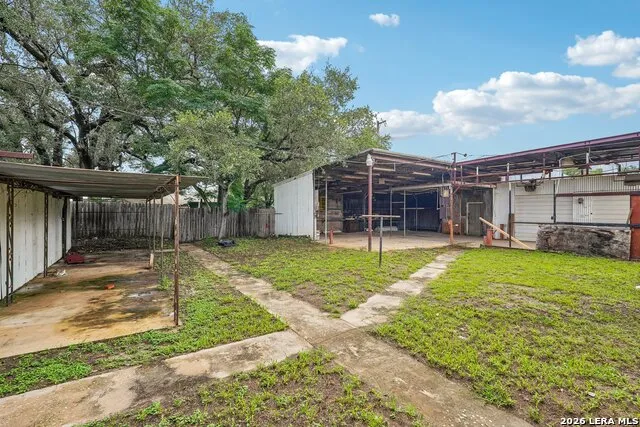 4229 & 4225 Mansion Von Ormy, TX 78073