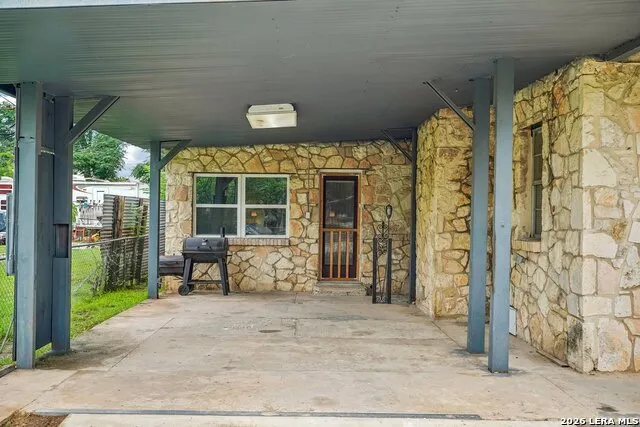 4229 & 4225 Mansion Von Ormy, TX 78073