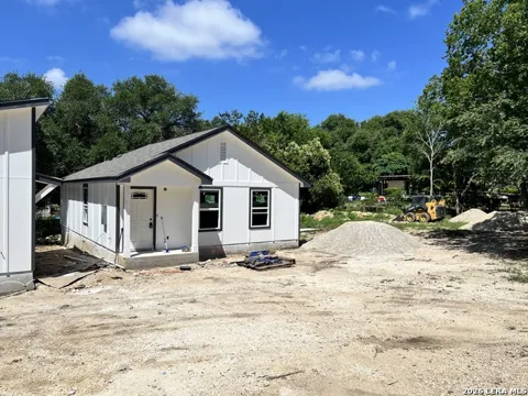 478 VALLEY VIEW ST Unit 1