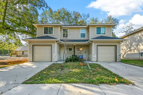105 SE 4th Street #2