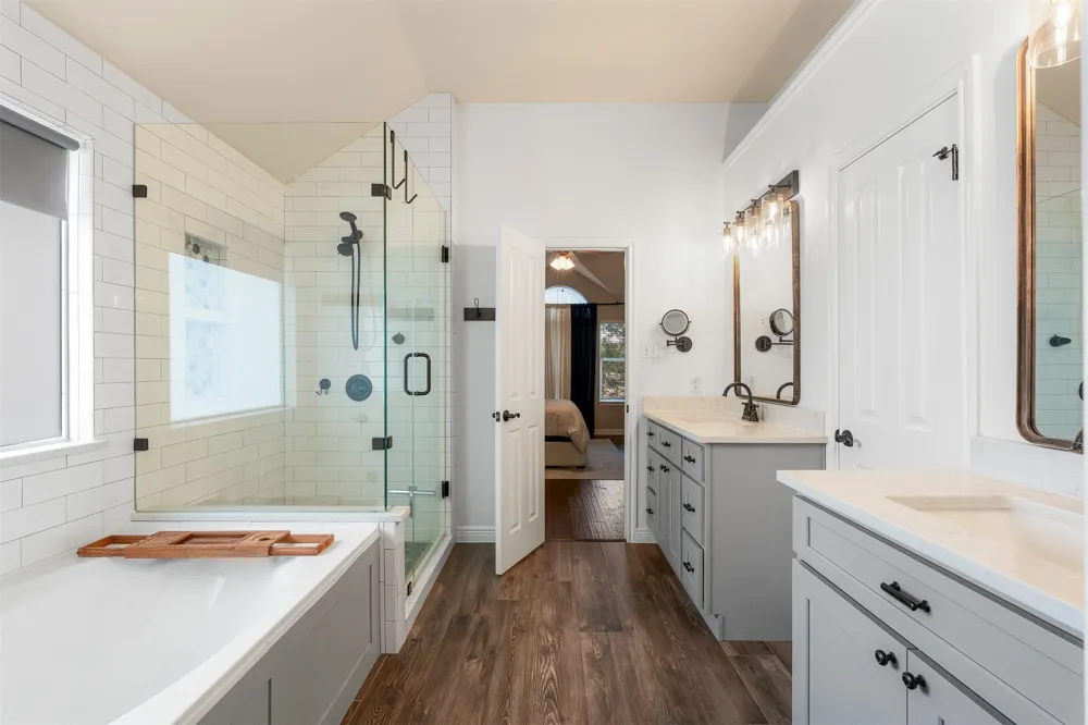 5421 Korth Drive Austin, TX 78749