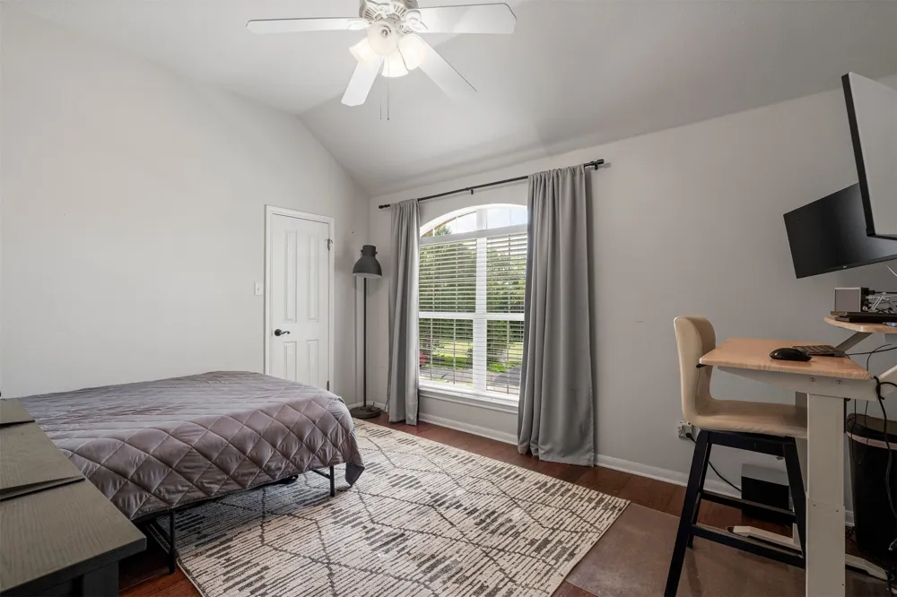 5421 Korth Drive Austin, TX 78749
