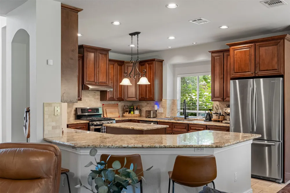 5421 Korth Drive Austin, TX 78749