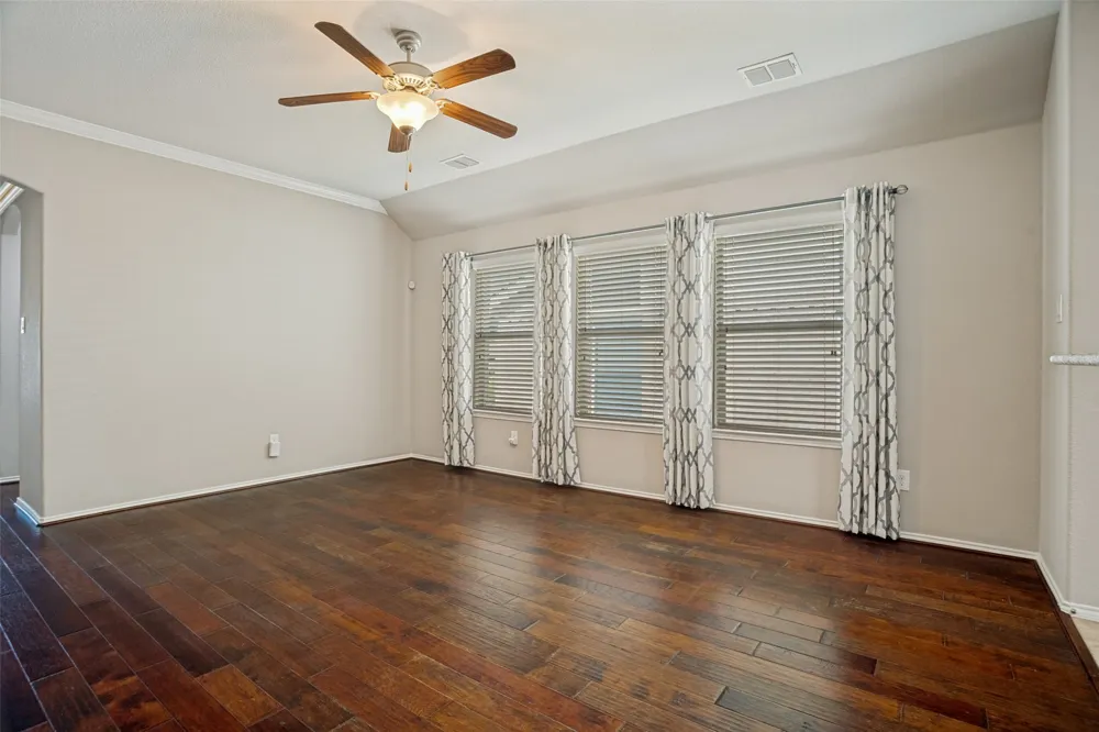 8835 Tucker Street Cross Roads, TX 76227