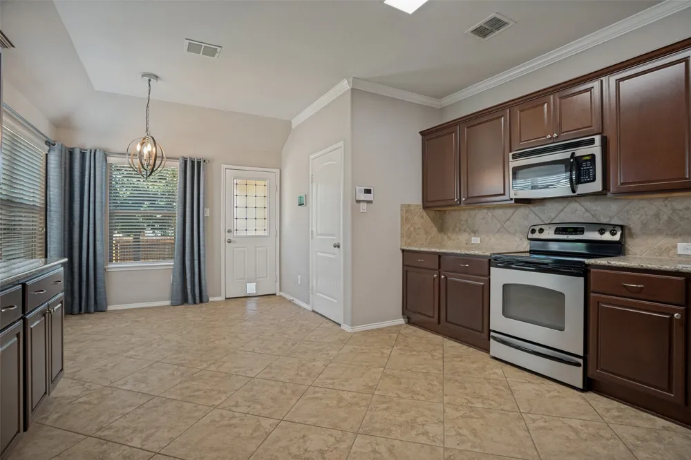 8835 Tucker Street Cross Roads, TX 76227