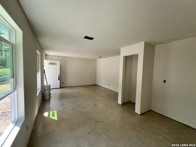 494 Valley View St Unit 2 Canyon Lake, TX 78133
