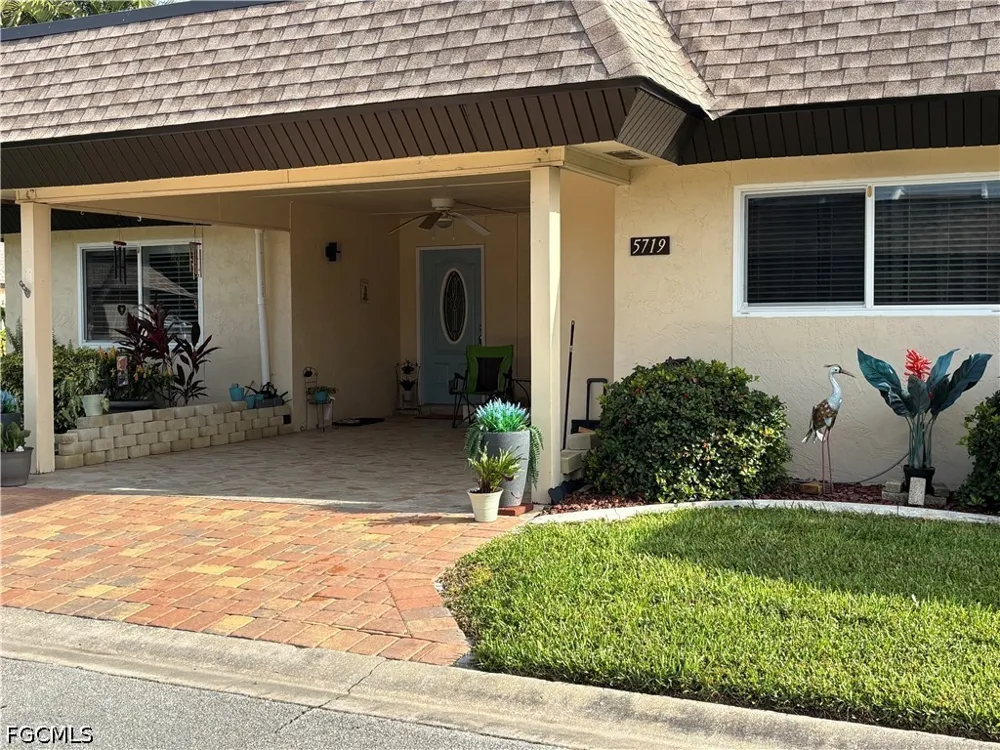 Bass Circle S Fort Myers, FL 33919