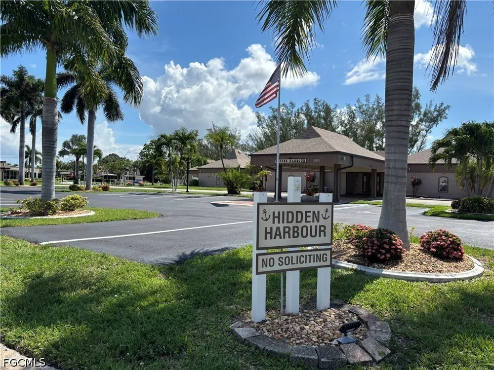 Bass Circle S Fort Myers, FL 33919