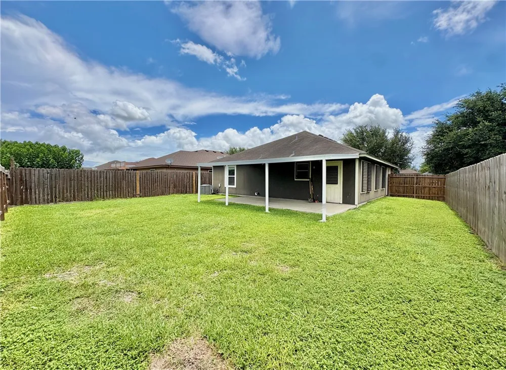 1709 Chisolm Trail Corpus Christi, TX 78410