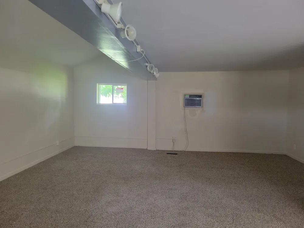 11372 Linden Road Vienna Charter Township, MI 48420