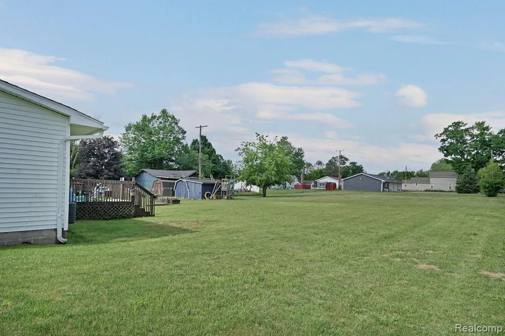 5607 Genesee Avenue Otter Lake Village, MI 48464