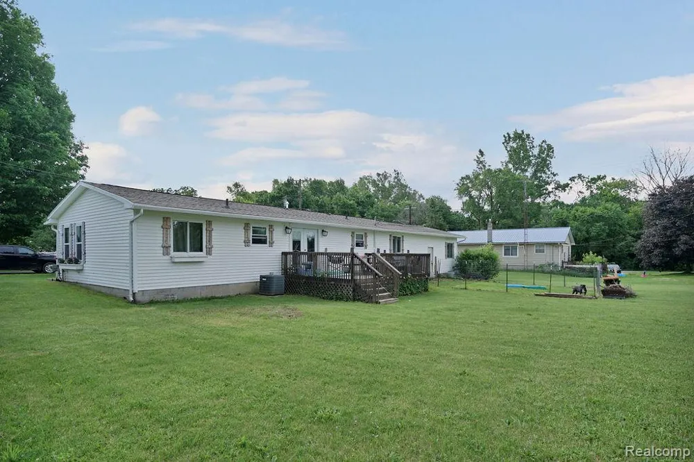 5607 Genesee Avenue Otter Lake Village, MI 48464
