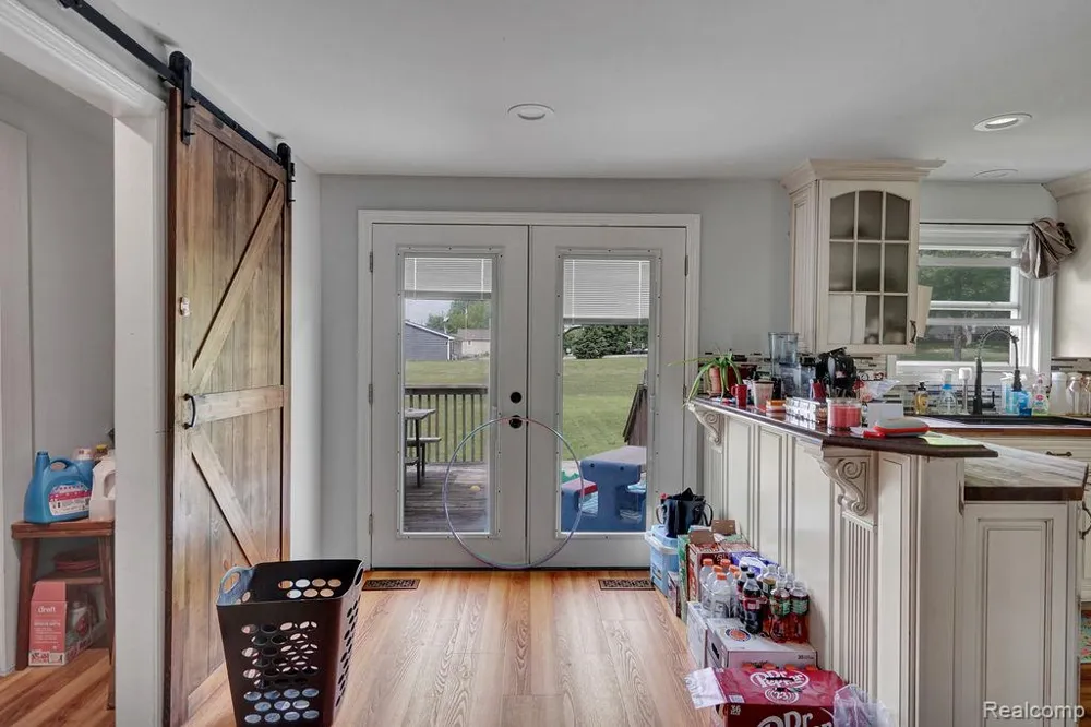 5607 Genesee Avenue Otter Lake Village, MI 48464