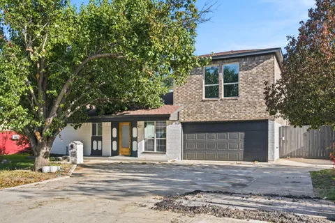 2016 Knollwood Lane