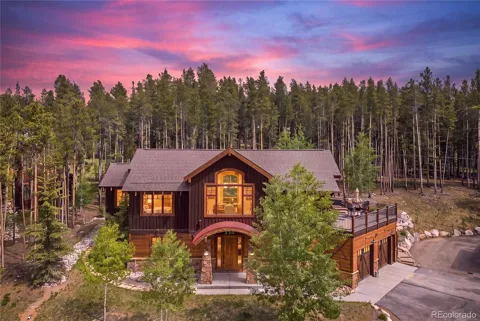 230 Timberlane Circle