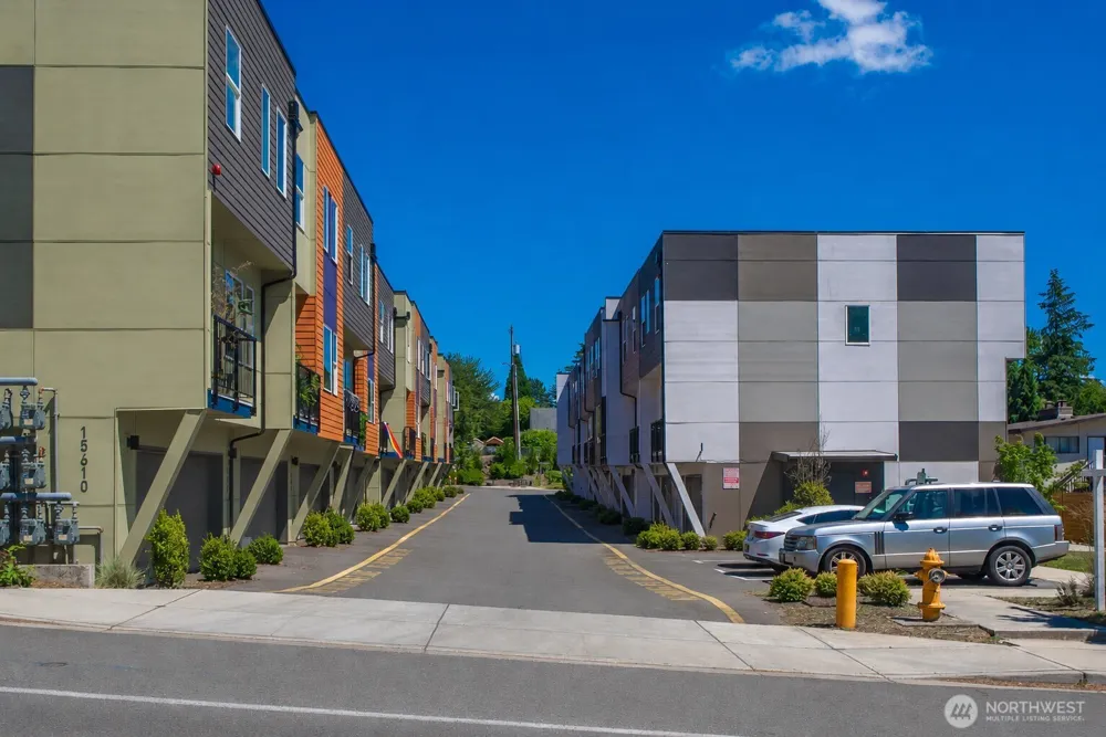 15612 8th Avenue SW #104 Burien, WA 98166