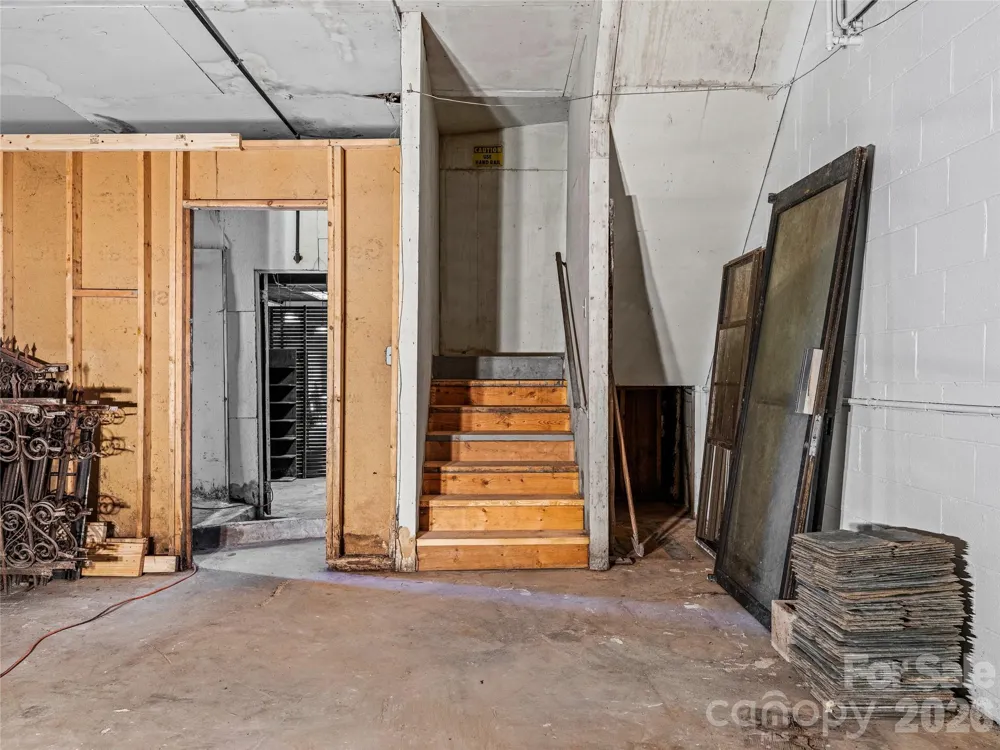 204 Sutton Avenue Black Mountain, NC 28711