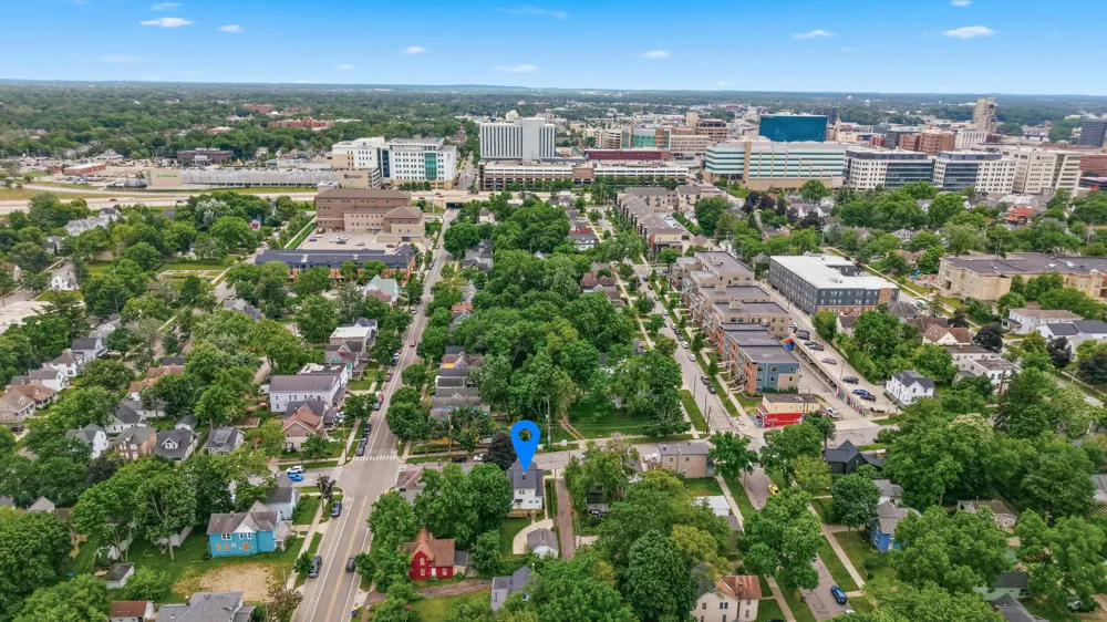 249 Fairbanks NE Street Grand Rapids, MI 49503
