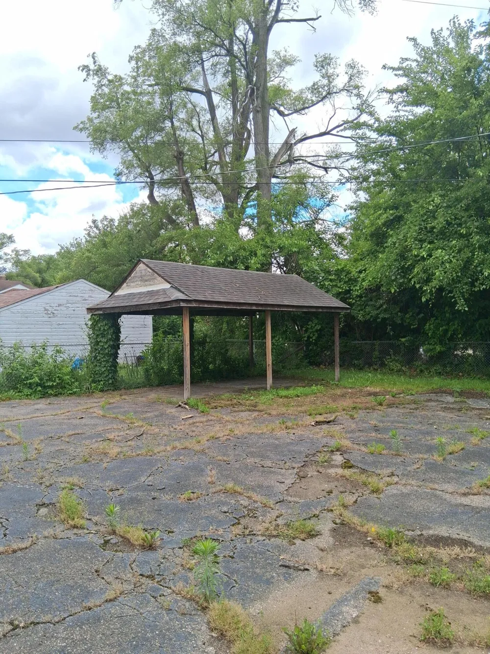 18211 Stansbury Avenue Detroit, MI 48235