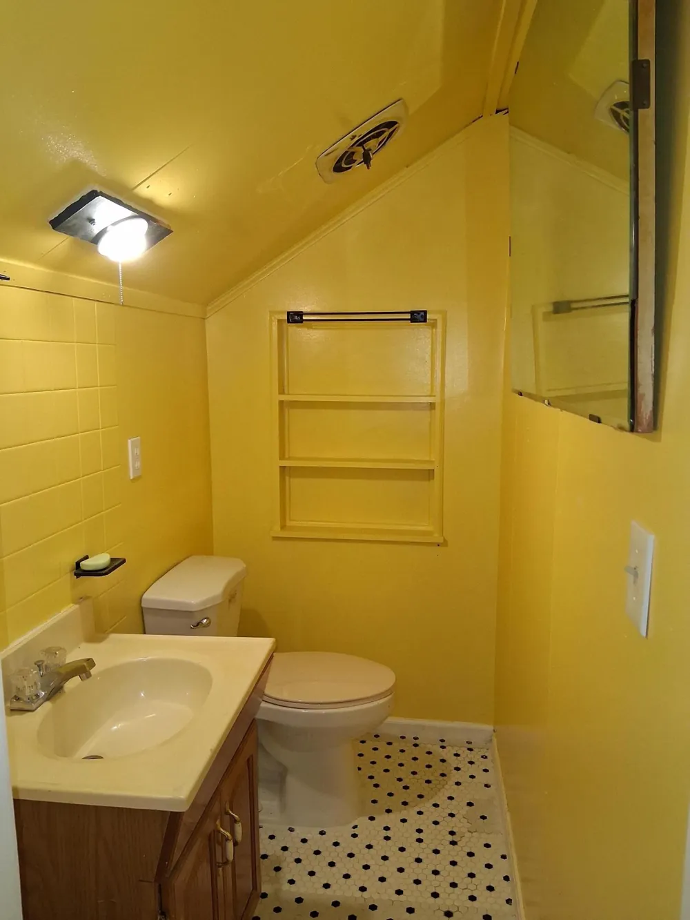 18211 Stansbury Avenue Detroit, MI 48235