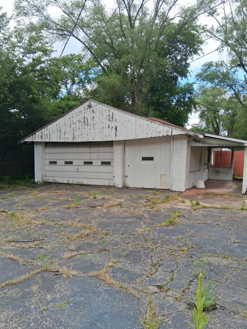 18211 Stansbury Avenue Detroit, MI 48235