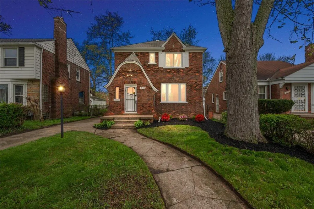 15731 Kentfield Street Detroit City, MI 48223