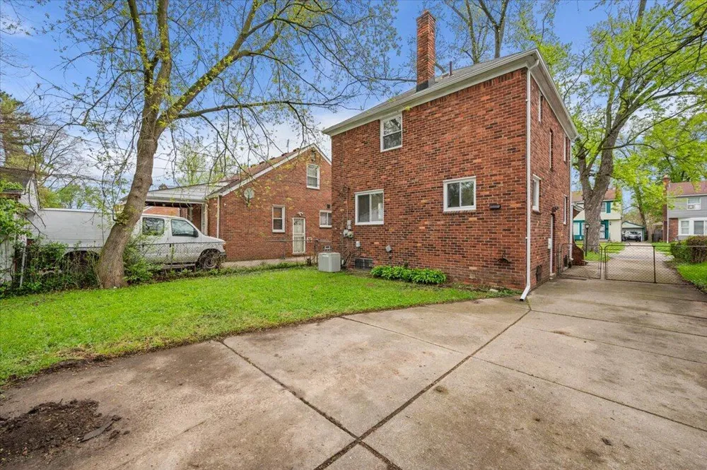 15731 Kentfield Street Detroit City, MI 48223