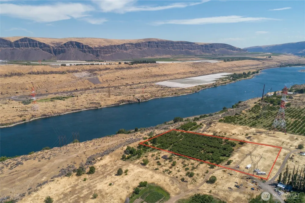 7199 Lots 1-2 Tarpiscan Road Malaga, WA 98828