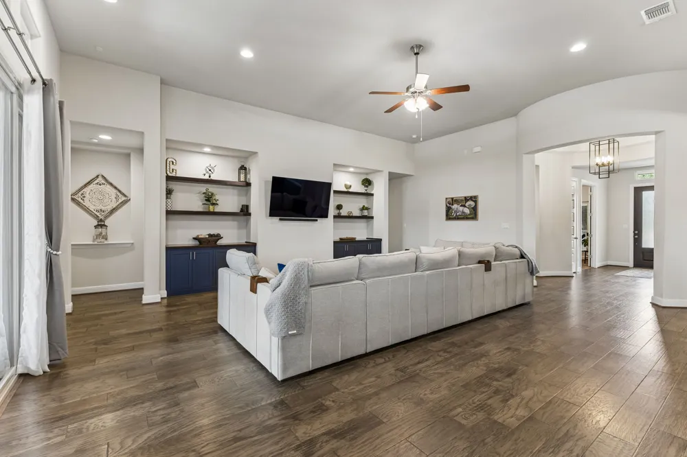 238 Arapaho Drive Kyle, TX 78640