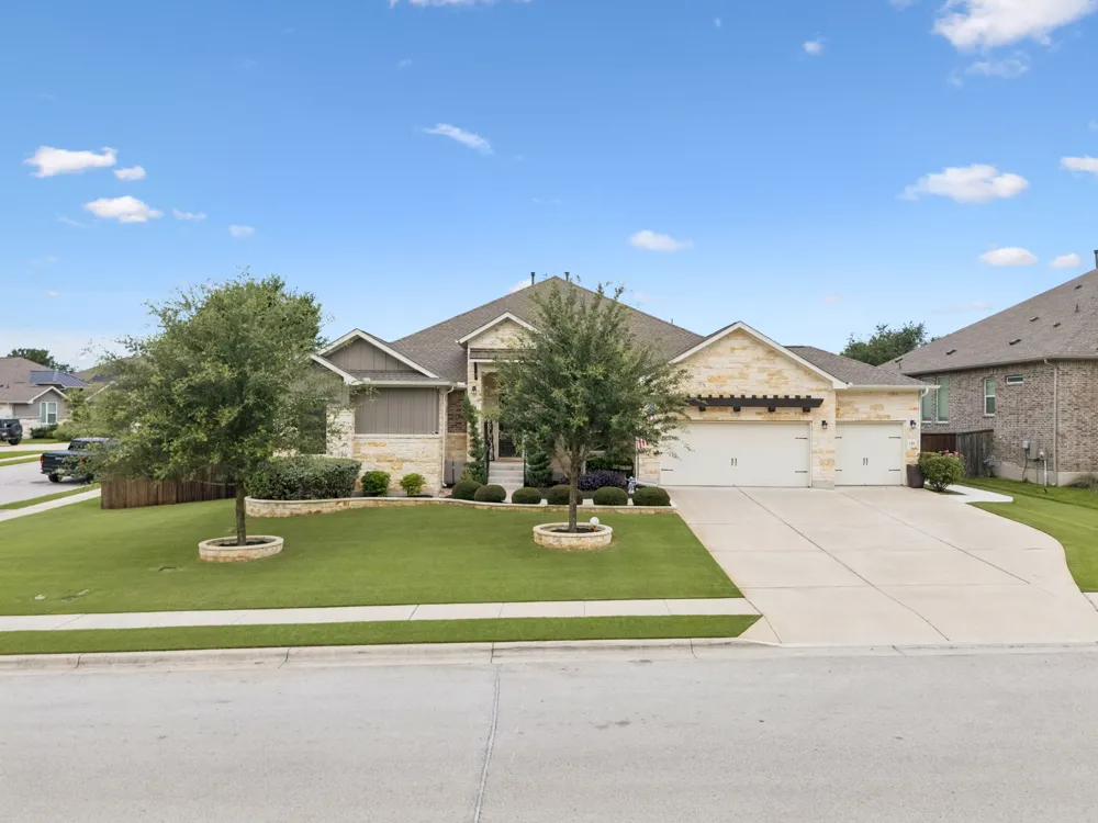 238 Arapaho Drive Kyle, TX 78640
