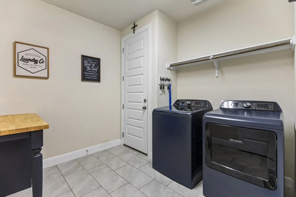 238 Arapaho Drive Kyle, TX 78640