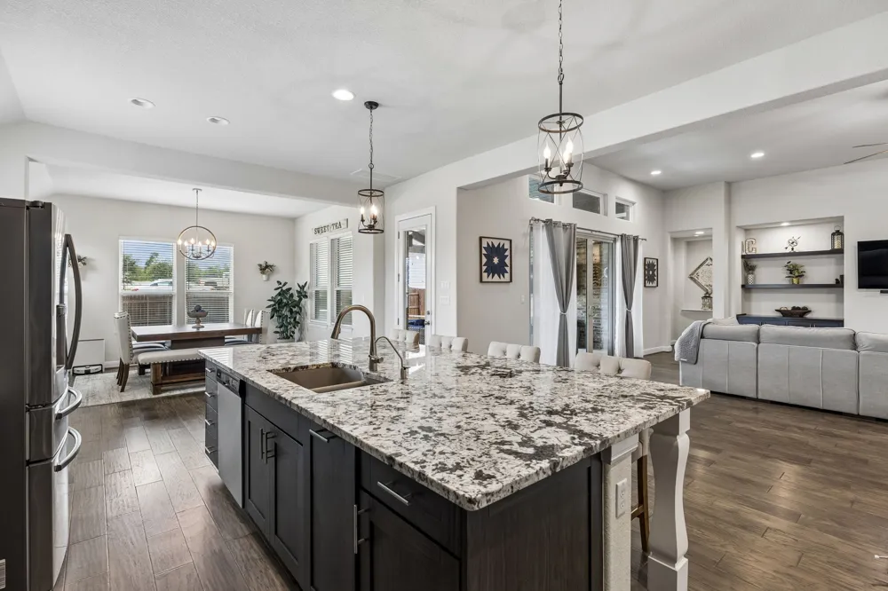238 Arapaho Drive Kyle, TX 78640