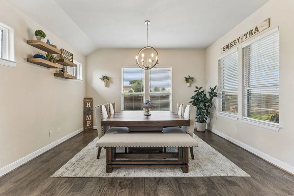 238 Arapaho Drive Kyle, TX 78640