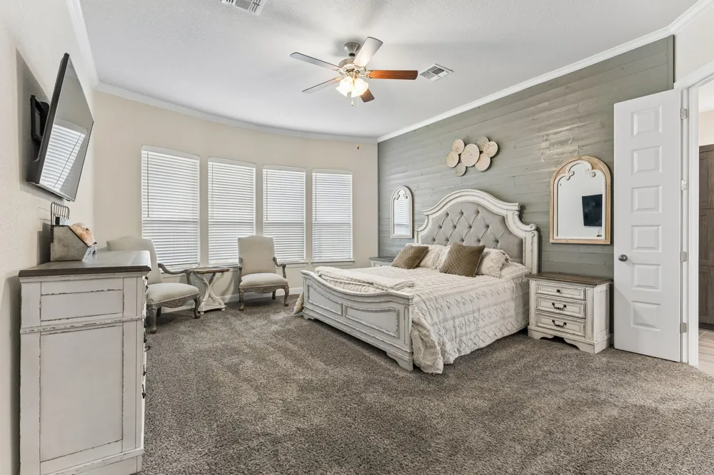 238 Arapaho Drive Kyle, TX 78640