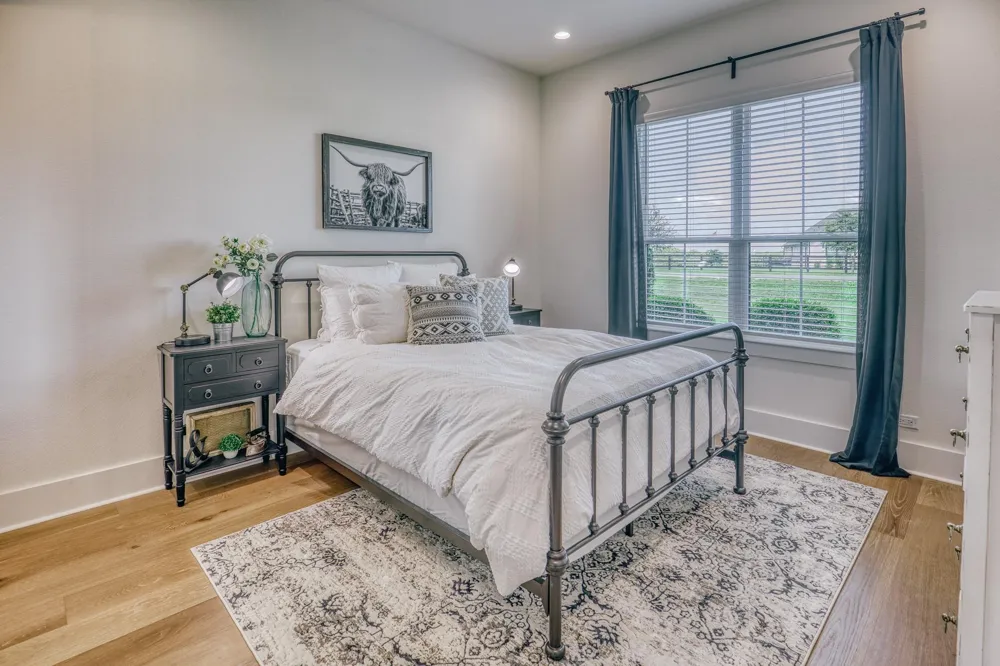 1064 Chapel View Lane Chappell Hill, TX 77426