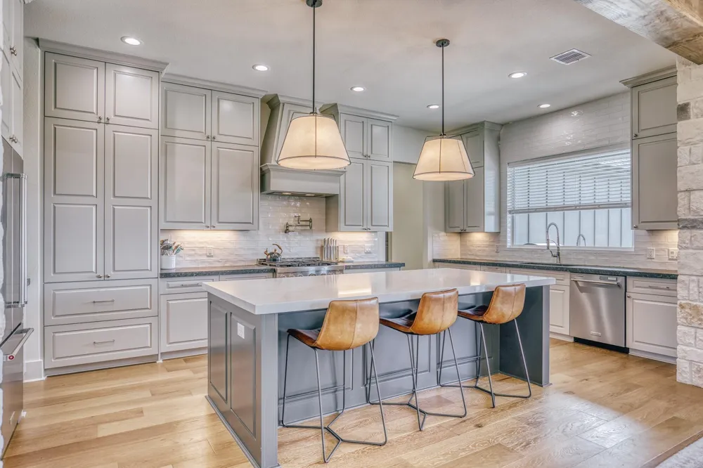 1064 Chapel View Lane Chappell Hill, TX 77426