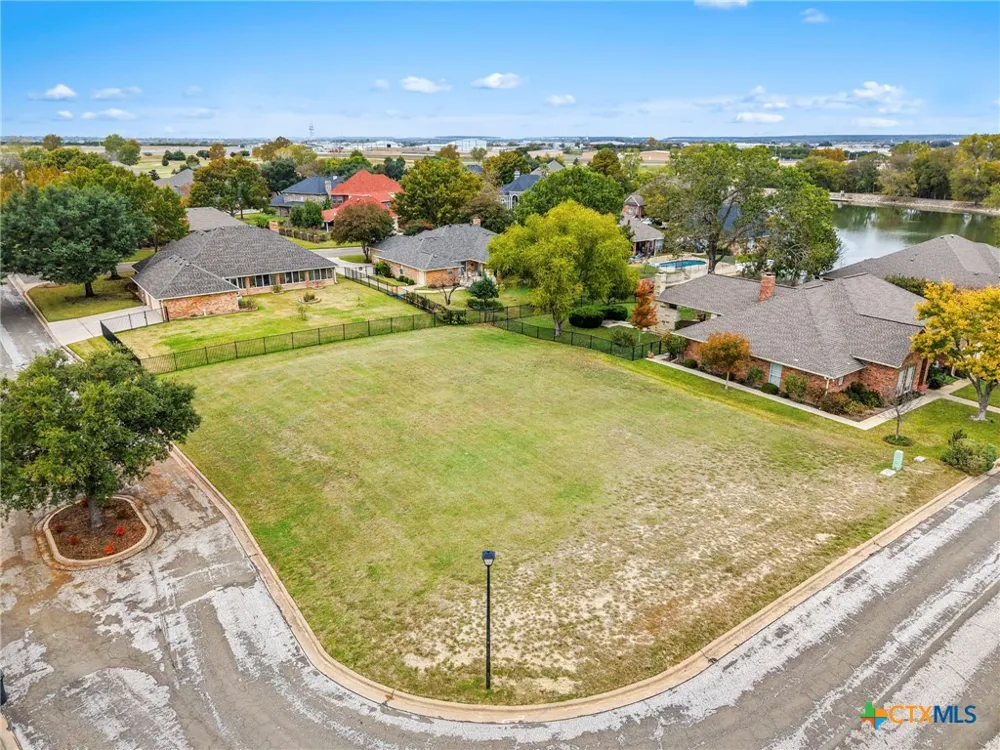 5013 Lakeshore Drive Killeen, TX 76543