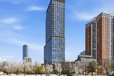 75 PARK LANE SOUTH