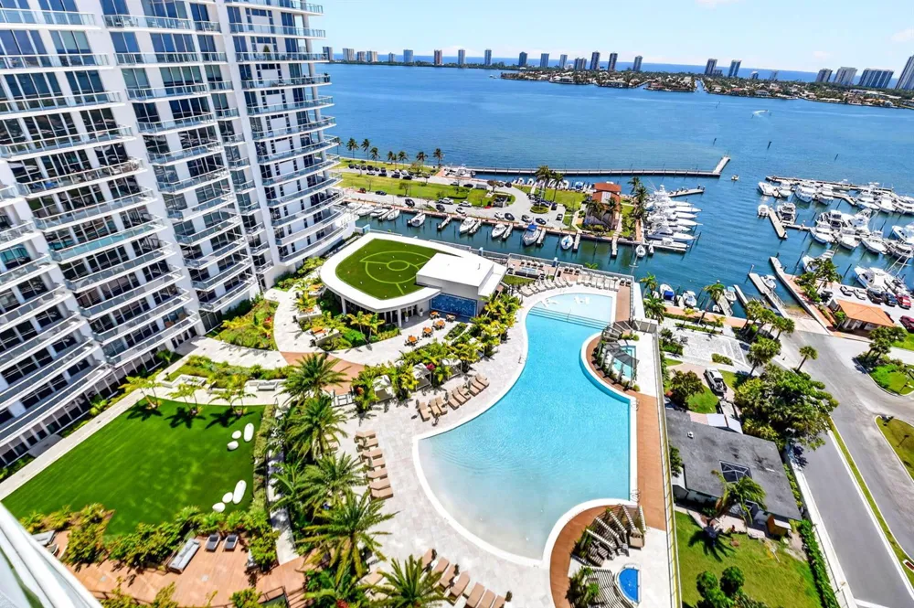 220 Lake Shore Drive #1708 Lake Park, FL 33403