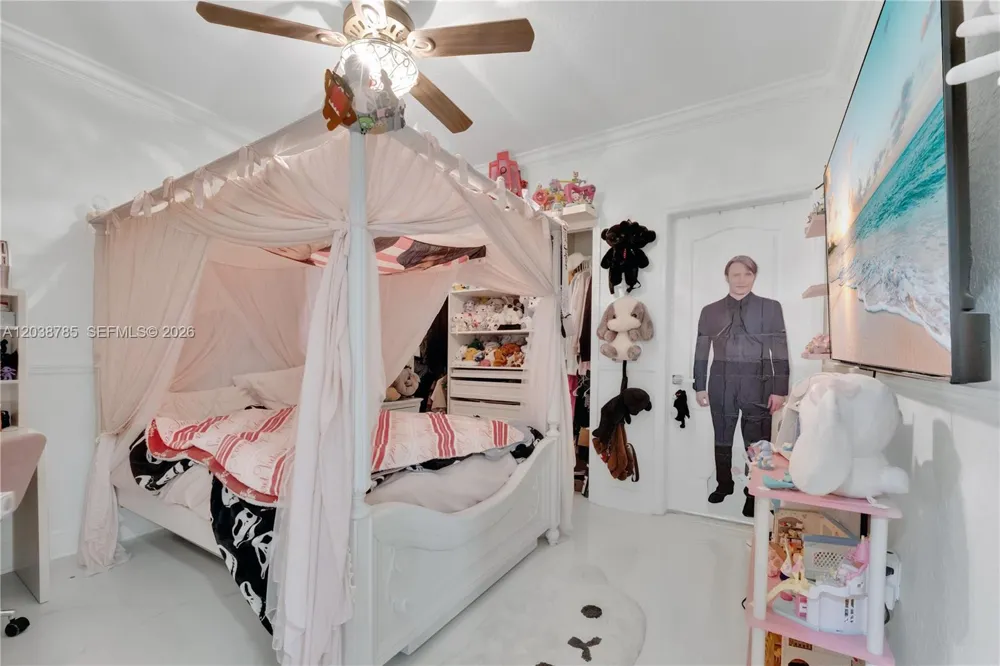 14452 SW 10th St Miami, FL 33184